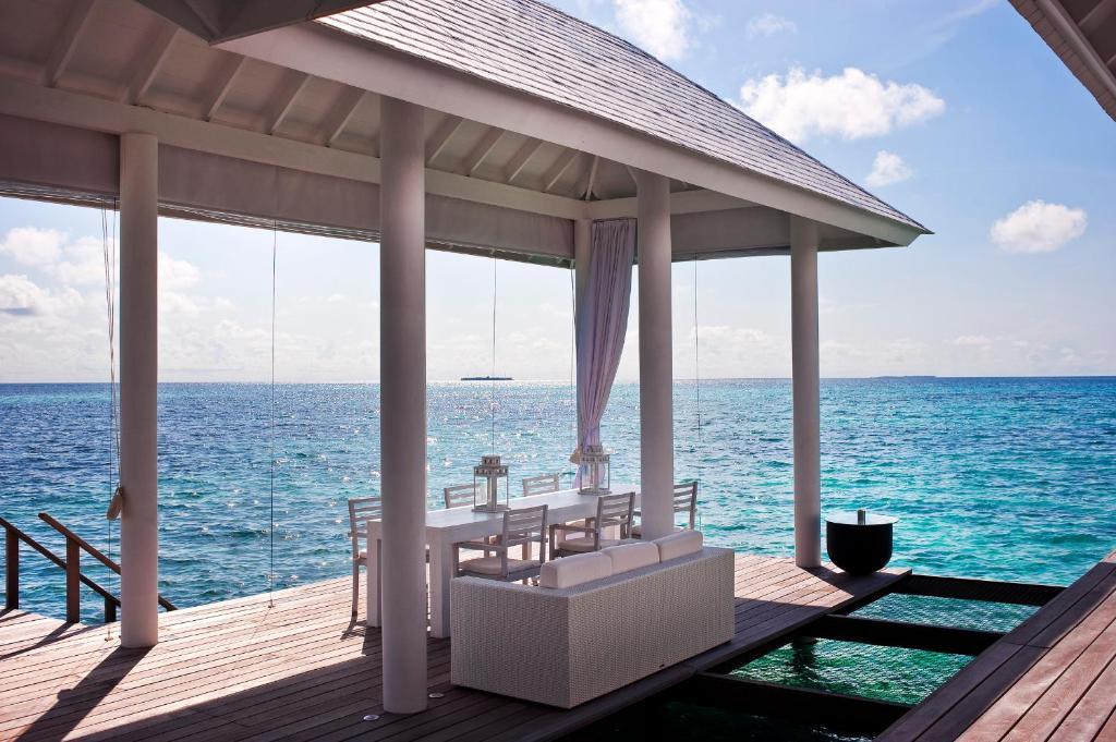 Diamonds Athuruga Beach & Water Villas Exterior foto