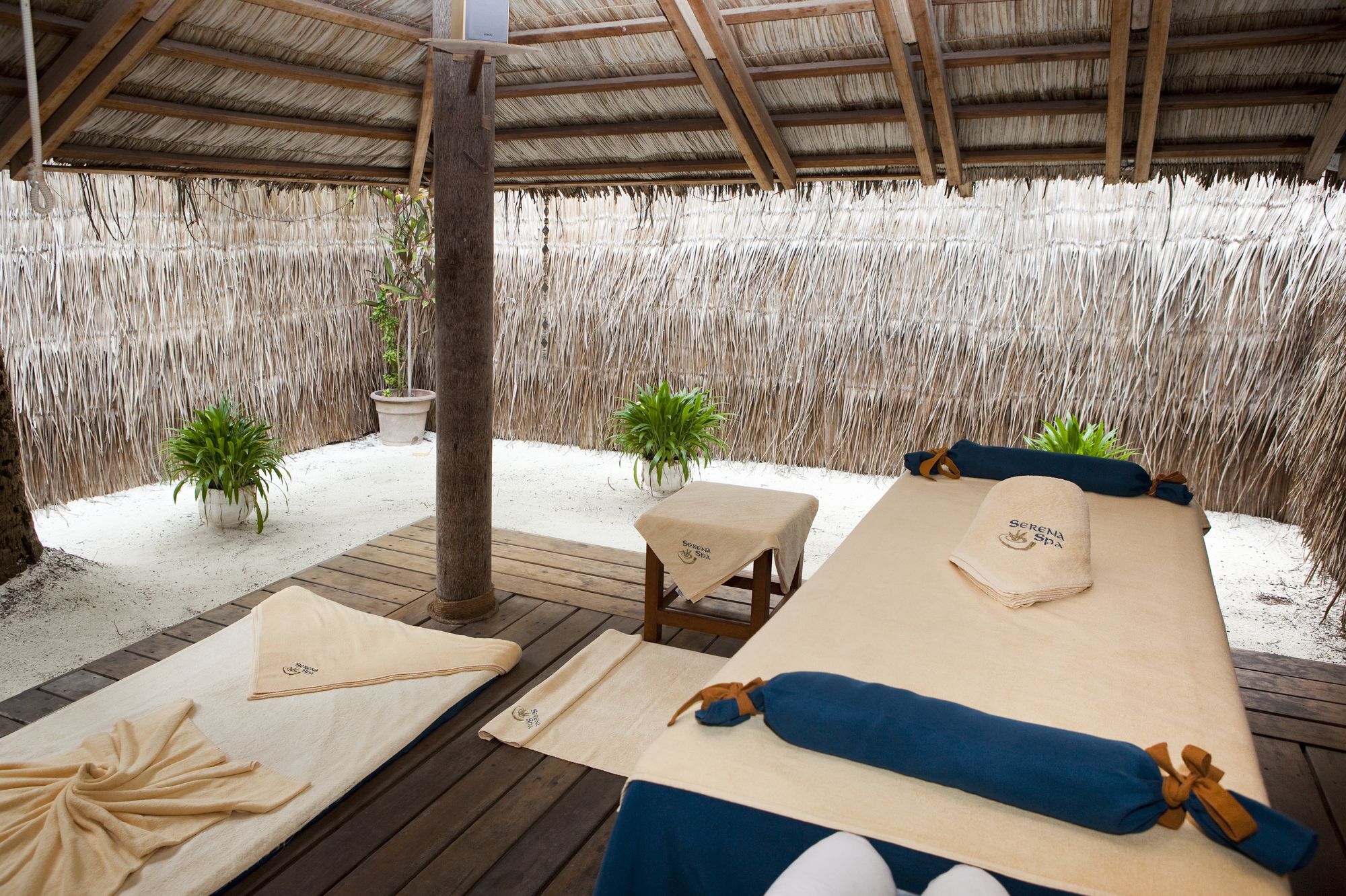Diamonds Athuruga Beach & Water Villas Exterior foto